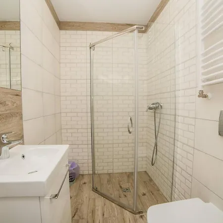 Gosciniec Kaszubek Homestay *